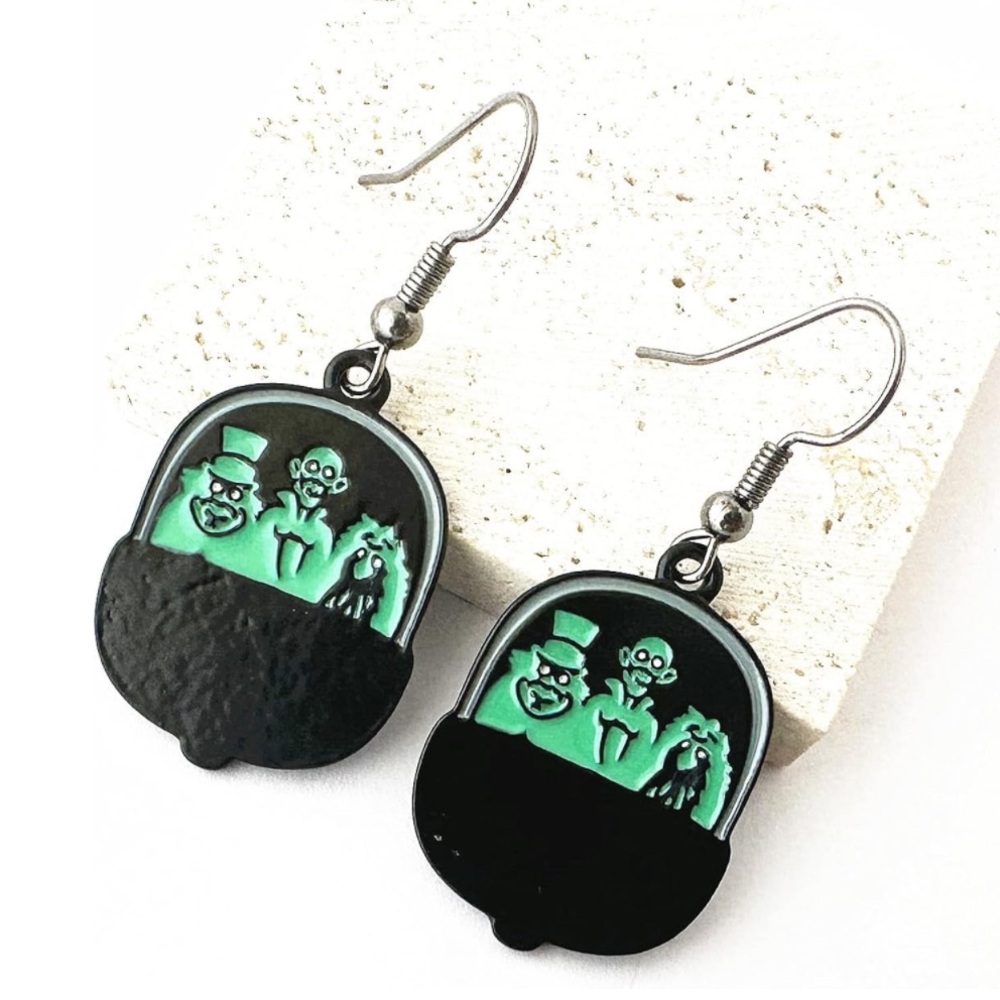 NWT Disney Haunted Mansion Hitchhiking Ghosts Doom Buggy Earrings Goth Halloween